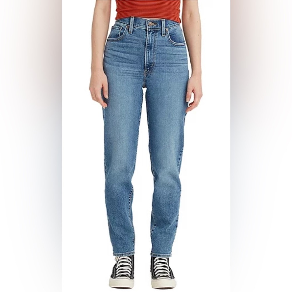 LEVIS high waisted taper jeans